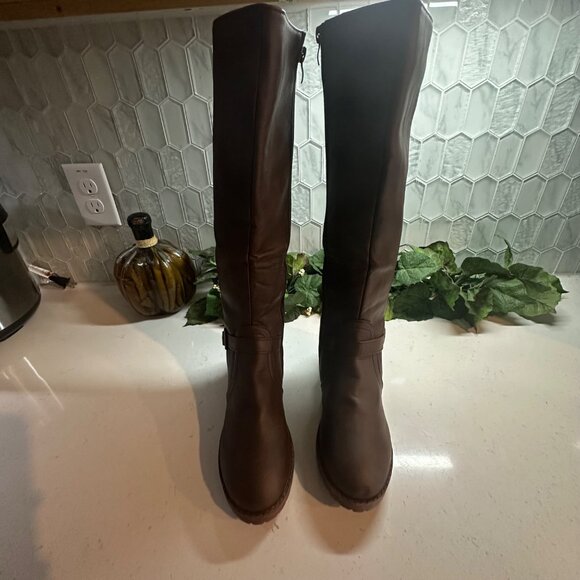 Brown Knee-High Boots With Buckle & Side Zipper - Picture 2 of 12